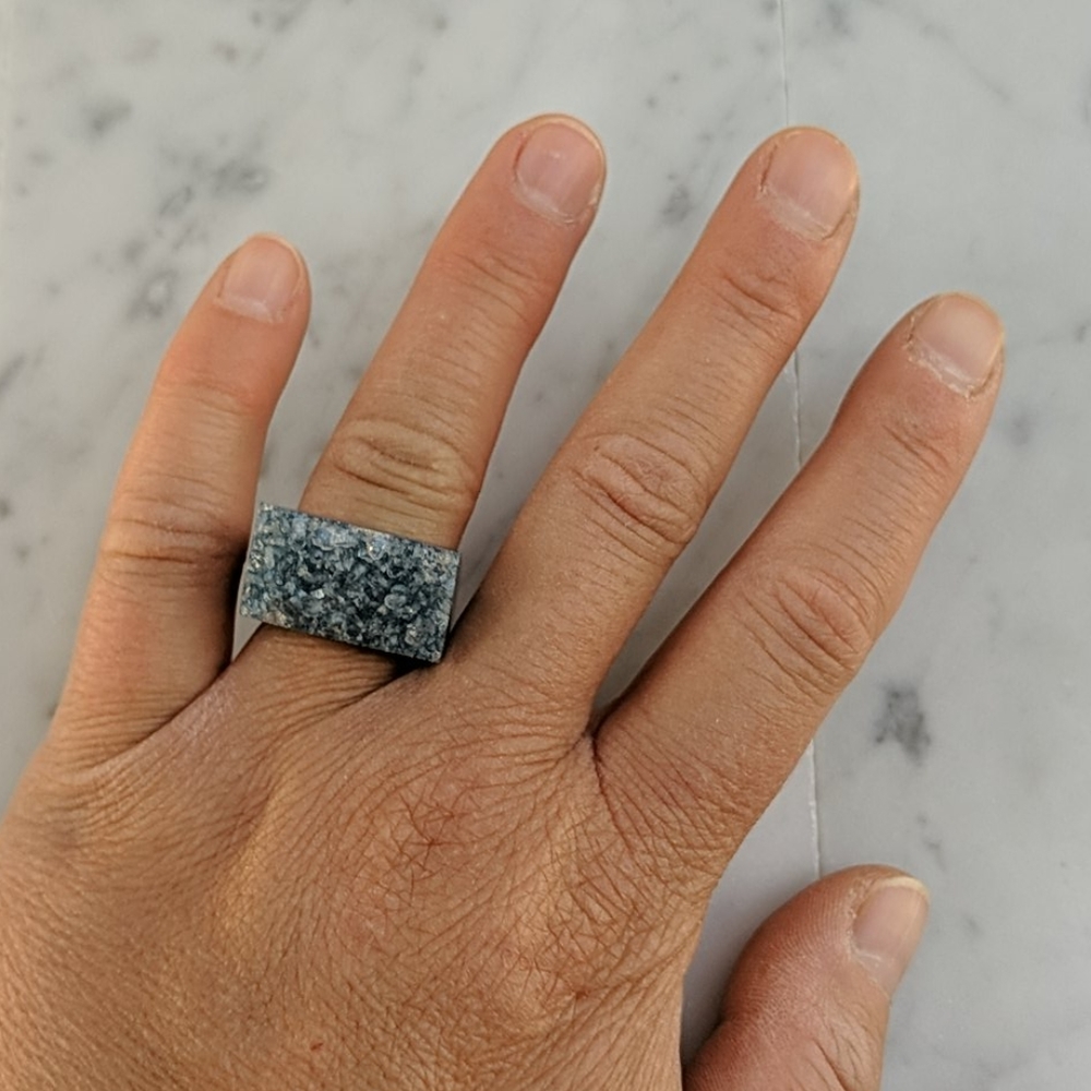 🌟5/$25! Blue Rock/Crystal Chunky Ring - Picture 5 of 5